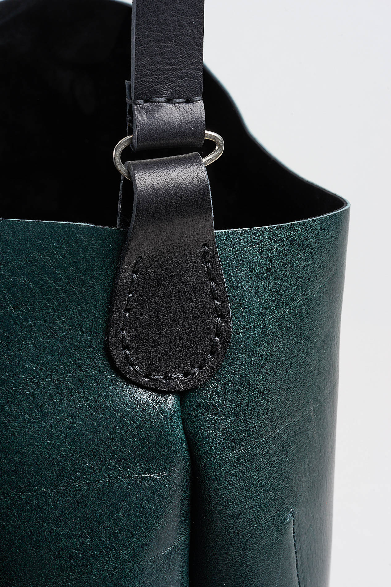daniele basta leather and silver bags - DETAIL 3
